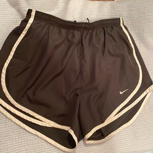 Nike Women's Tempo Brief-Lined Running Shorts, size M